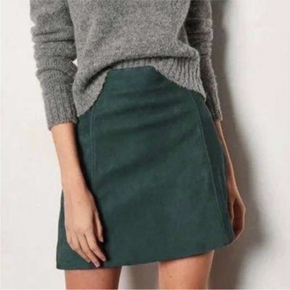 aritzia babaton | modern vegan suede dark green skirt